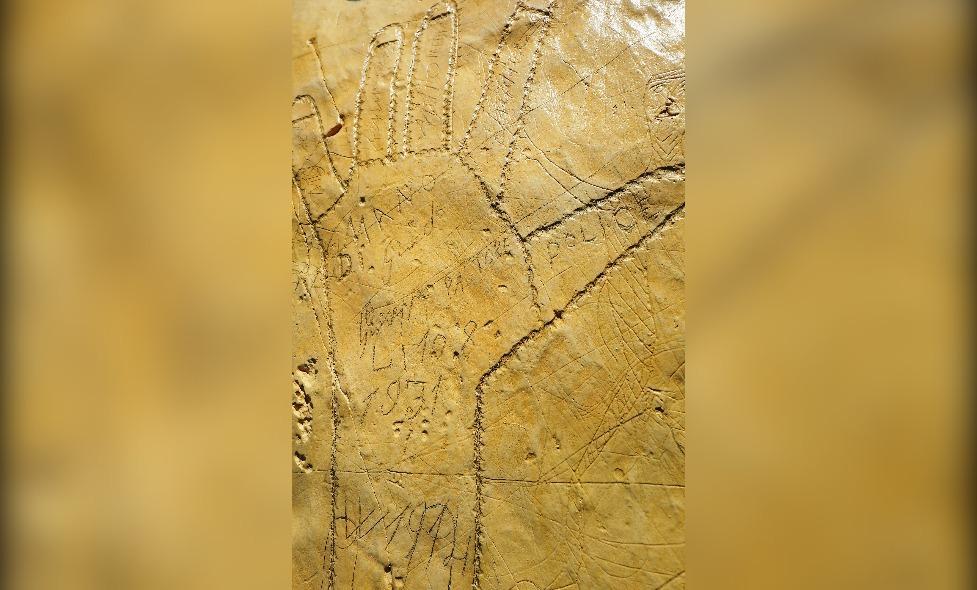 Gravures sur pierre, gravures sur bois - Agrandir l'image, fenêtre modale